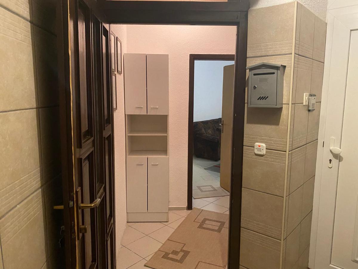 Lav Apartments Bihać Esterno foto